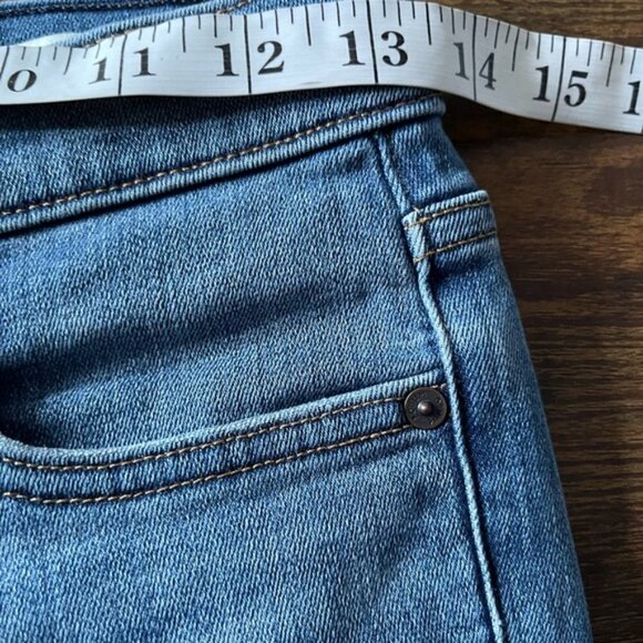 Aritzia Denim Forum The Nico Mid Crop size 27 - Picture 12 of 14